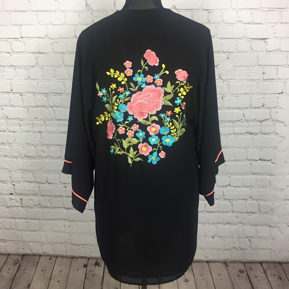 Forever 21 Tops - Forever 21 Black Embroidered Kimono Cardigan